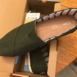 Green Toms - NIB